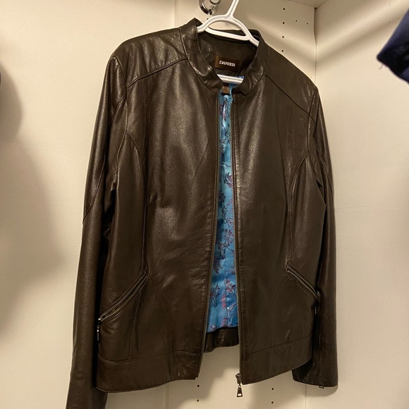 Danier vintage leather jacket - Picture 5 of 10